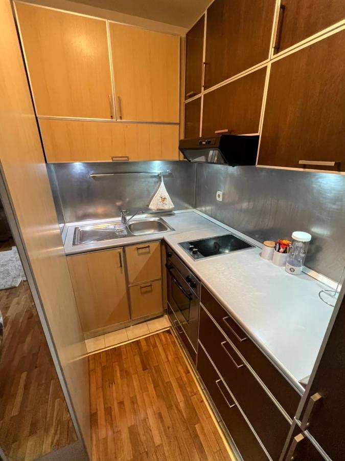 Sad Apartman Ni Εξωτερικό φωτογραφία