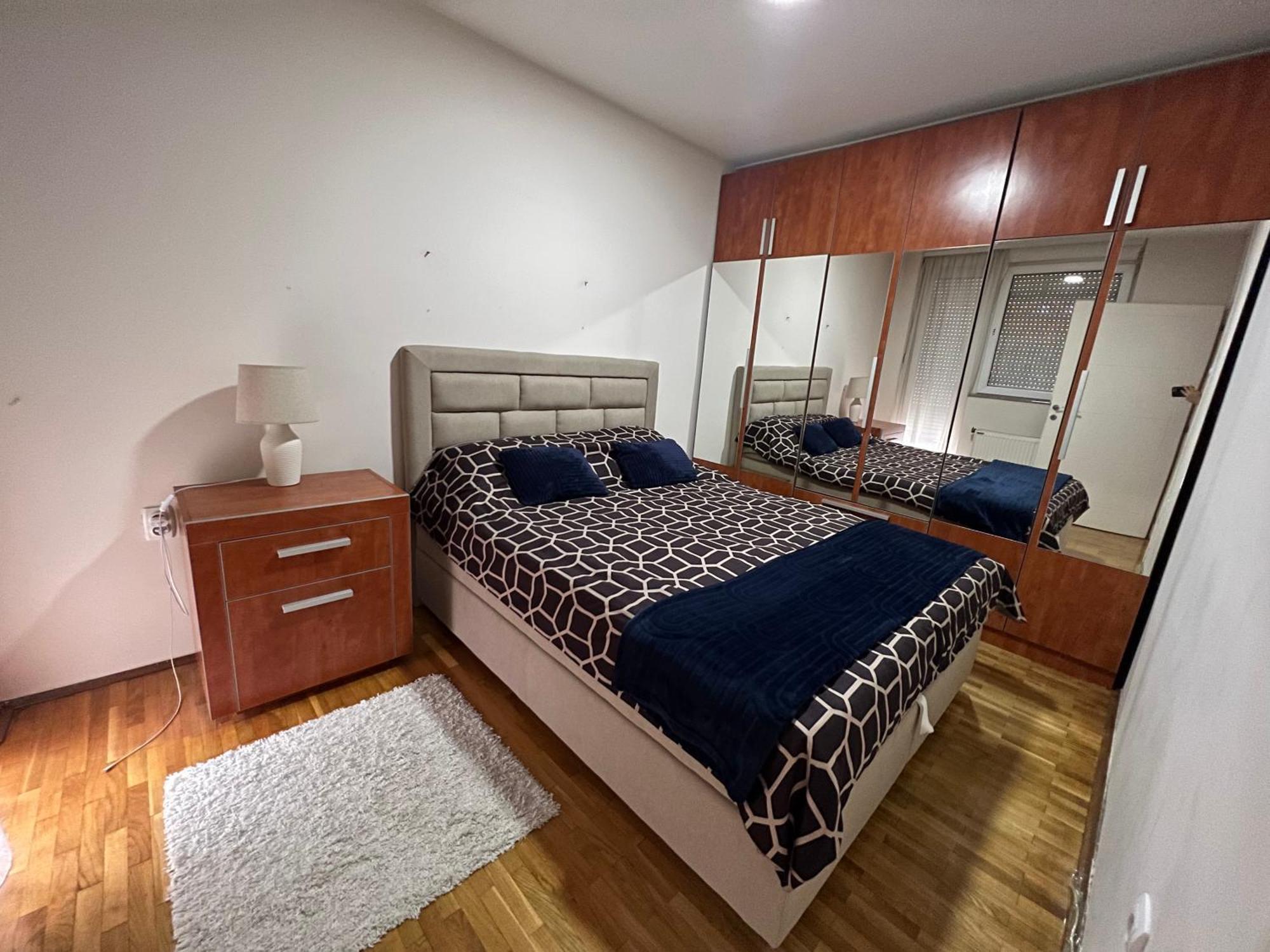 Sad Apartman Ni Εξωτερικό φωτογραφία