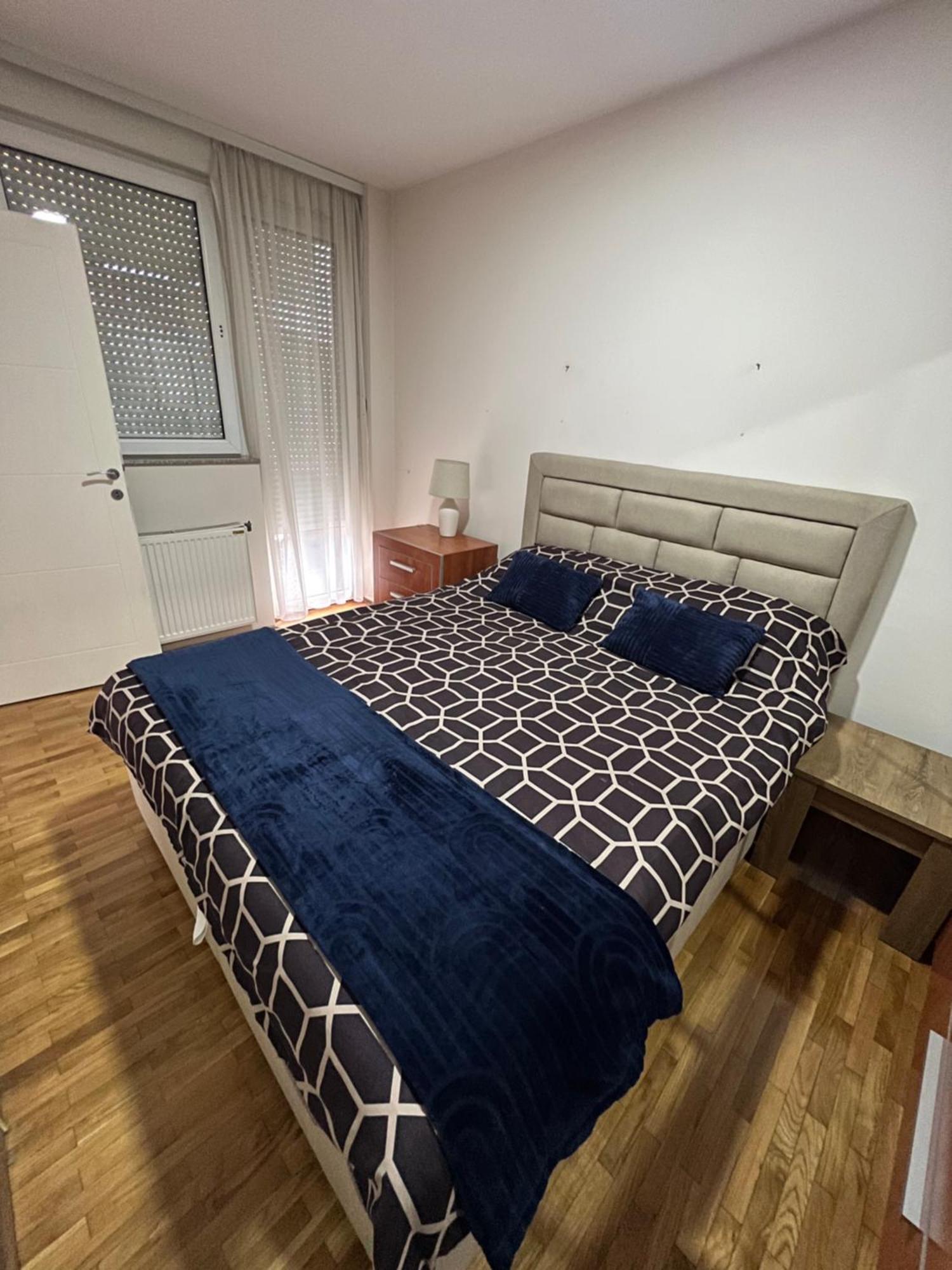 Sad Apartman Ni Εξωτερικό φωτογραφία